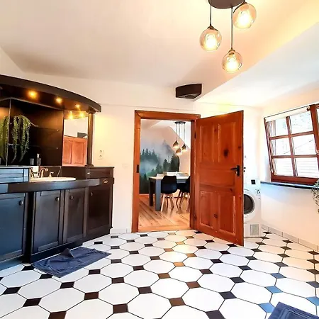 Appartamento Romantic-apartment - Altbauflair Mit Dachterrasse & Waldblick, Maisonette, 80m2 Annweiler am Trifels